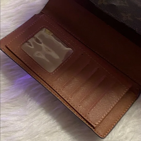 Brown tan luxury inspired Monogram Women's Clutch - Picture 6 of 6